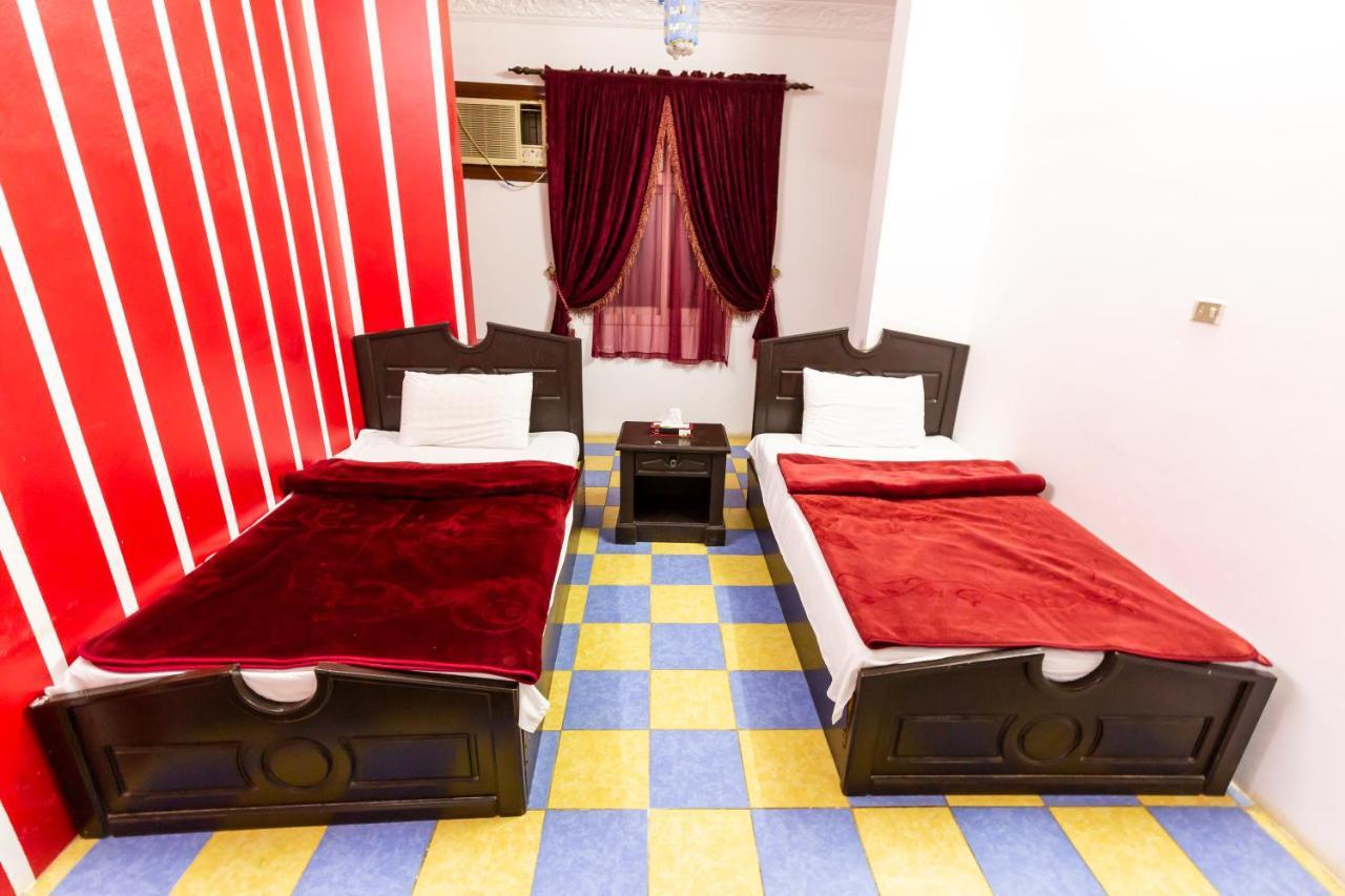 Al Eairy Furnished Apartments - Al Bahah 3 Exterior foto